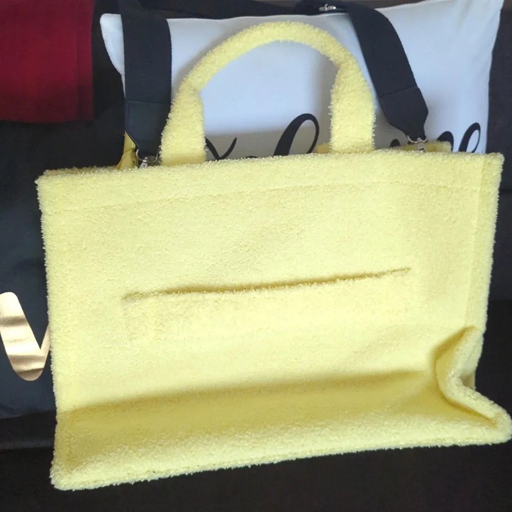 Rare xl tote terry SpongeBob weekender bag​​​​​​​ - Picture 2 of 4
